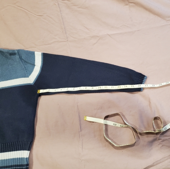 A O American Outpost women's sweater - Picture 2 of 5